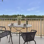 Appartement Face Et Aux Pins *