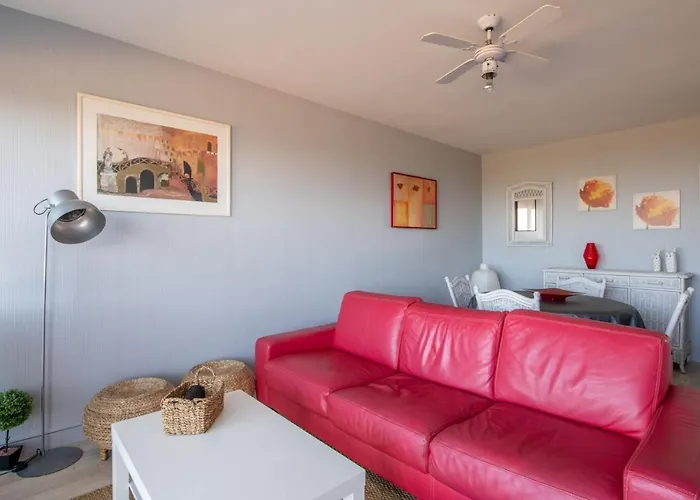 Face Et Aux Pins Apartmán